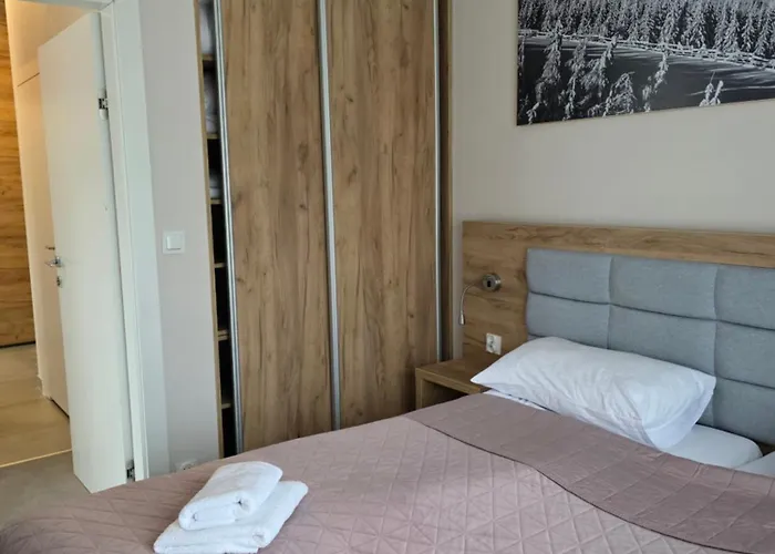 Apartman Czarna Gora 412 Sienna